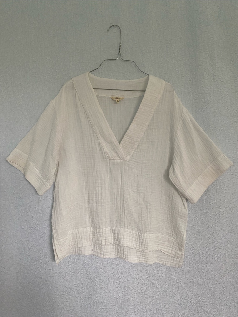 Faherty Cream Gauze V-Neck Tunic Top